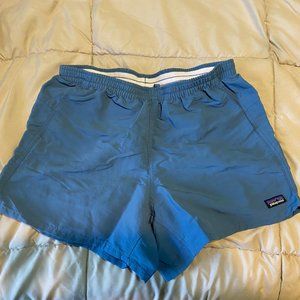 Patagonia: Women's Baggies Shorts - 5" (USED) Size S